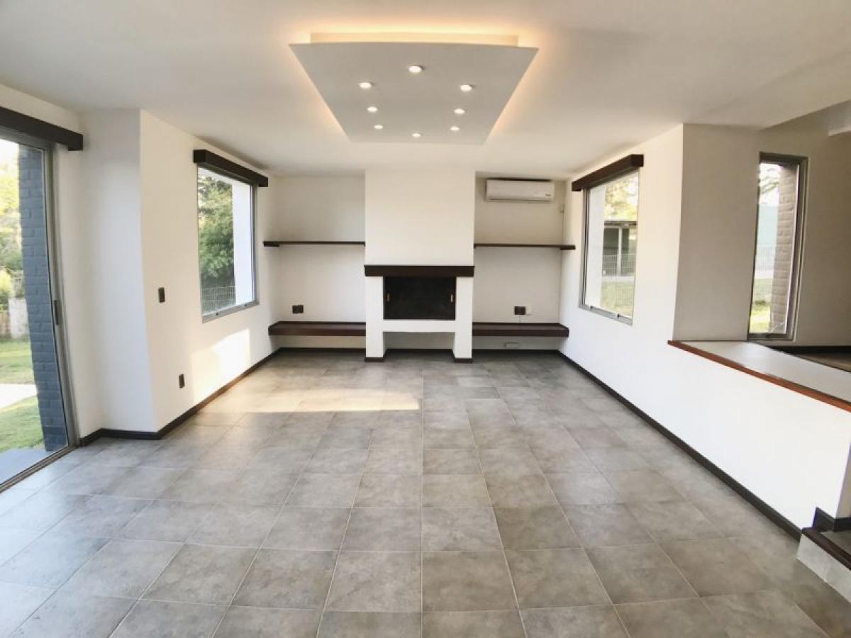 3 غرف نوم منزل في Maldonado, Uruguay رقم 10872