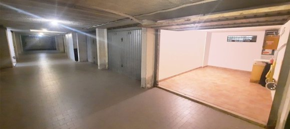 Garaje en Alba Adriatica, Italy 20 m² No. 85310 2