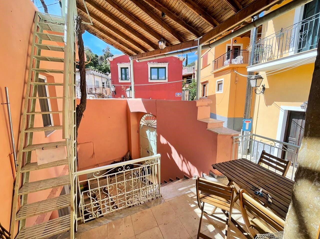3 bedrooms Property for sale in Corfu, Central Corfu and Diapontian Islands, Corfu, Ionian Islands, Peloponnese, Western Greece and the Ionian, Greece № 3503