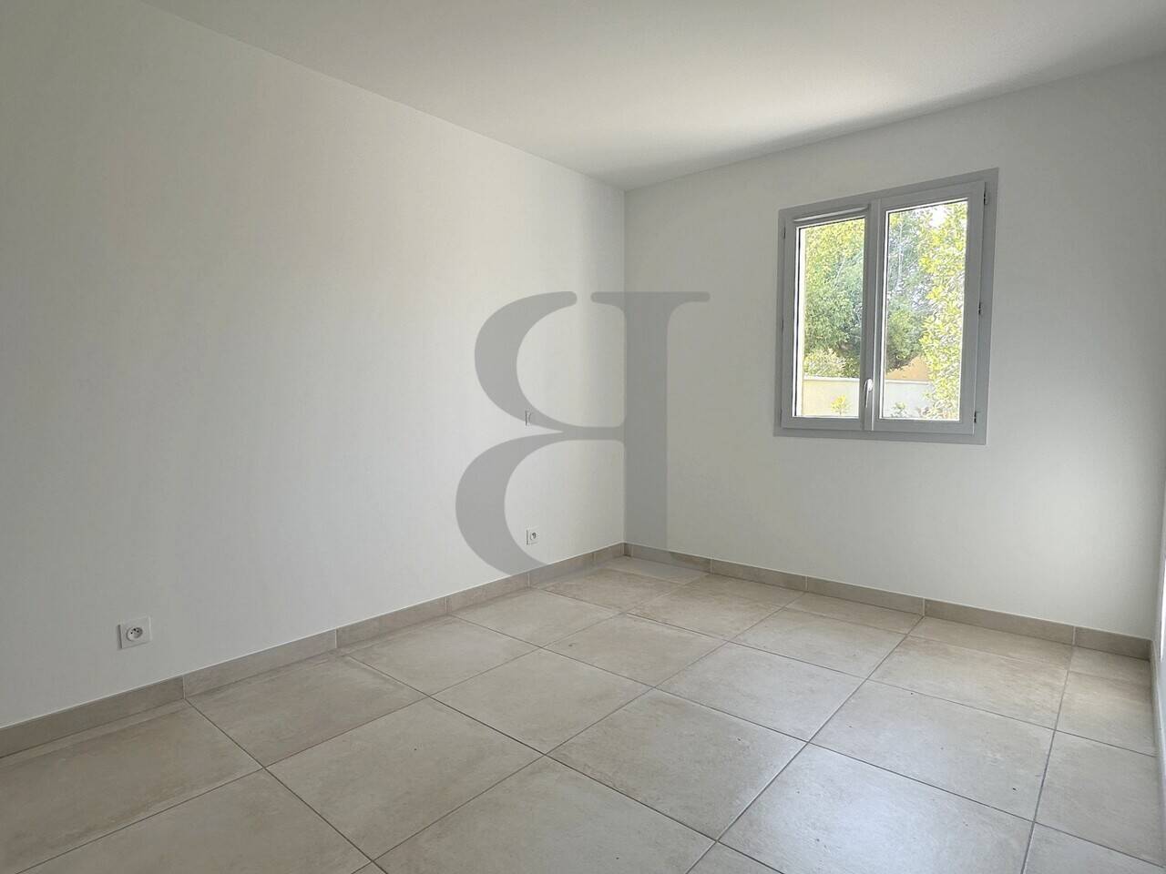 4 غرف نوم فيلا في L'Isle-sur-la-Sorgue, France رقم 361699