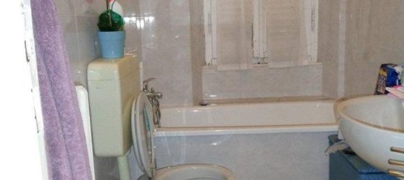 5 rooms Apartment in Altare, Italy No. 123909 8