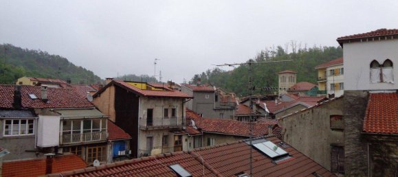 5 rooms Apartment in Altare, Italy No. 123909 2