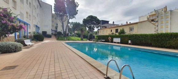 Apartamento de 2 dormitorios en L'Escala, Spain No. 62572 2