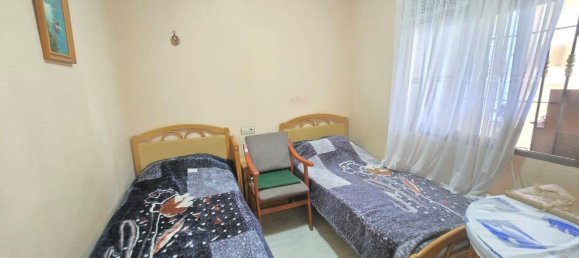 2 bedrooms House in Torrevieja, Spain No. 188469 5