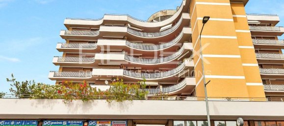 2 chambres Appartement à Milan, Italy No. 244319 2