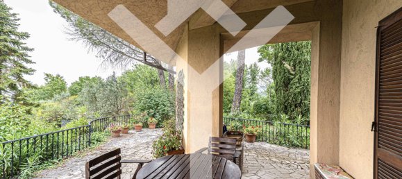 5 bedrooms Villa in Montopoli di Sabina, Italy No. 72583 8