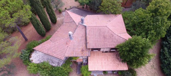 5 bedrooms Villa in Montopoli di Sabina, Italy No. 72583 2