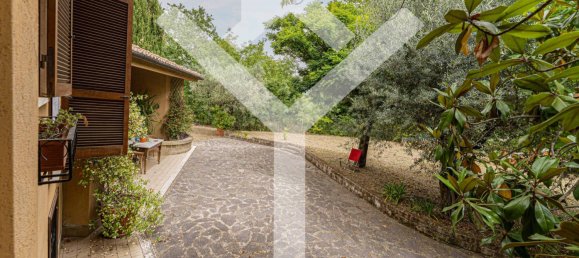 5 bedrooms Villa in Montopoli di Sabina, Italy No. 72583 30