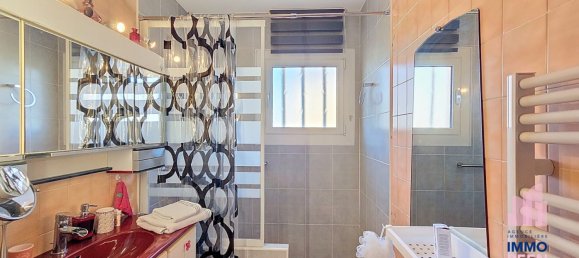 Dúplex de 4 dormitorios en La Seyne-sur-Mer, France No. 295113 12