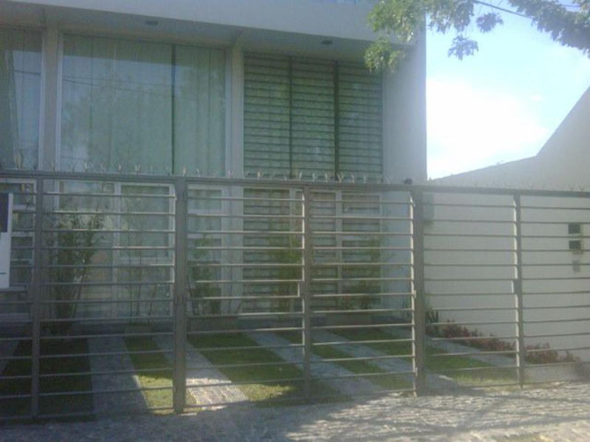 Studio in Quilmes, Argentina No. 19341