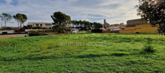 400m² Land in Garriguella, Spain No. 73560 4