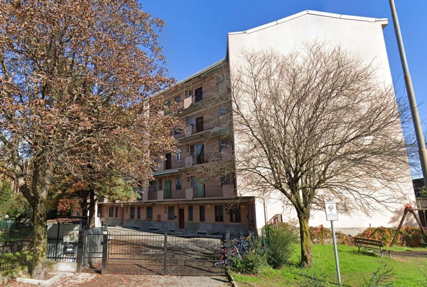 Apartamento de 3 habitaciónes en Locate di Triulzi, Italy No. 7263