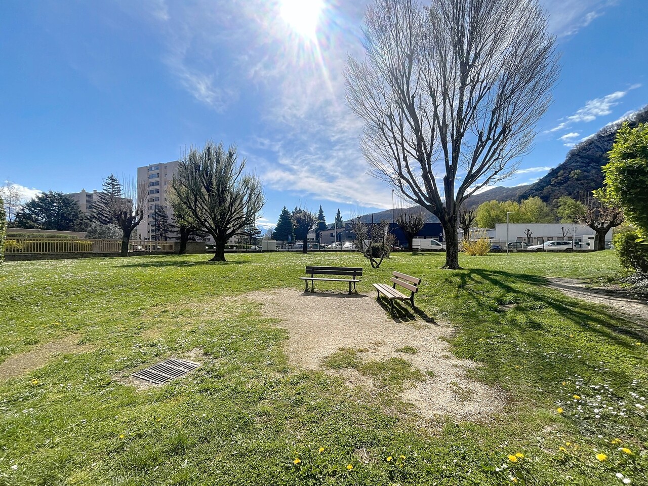 2 bedrooms Apartment in Sassenage, France No. 320866