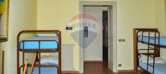 30 غرف نوم بناية في Zafferana Etnea, Italy رقم 55713 32