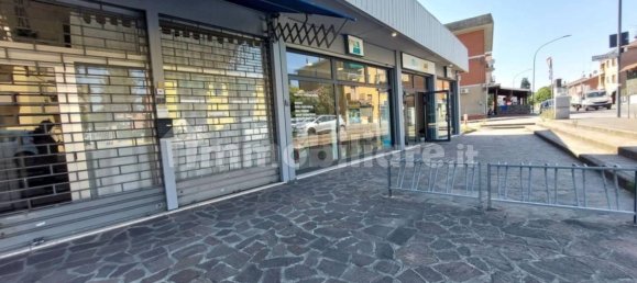 417m² Commercial property in Bologna, Italy No. 317031 3