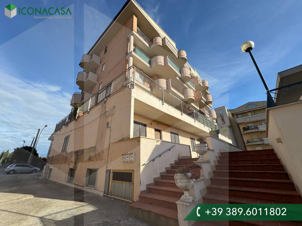 3 rooms Apartment in Vasto, Italy No. 20388