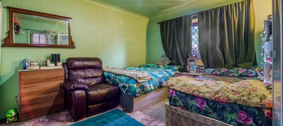 3 bedrooms Bungalow in Feltham, United Kingdom No. 9793 6