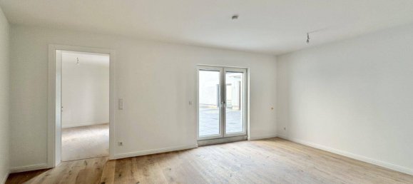 Квартира с 2 комнатами в Лизинг, Австрия № 226111 2