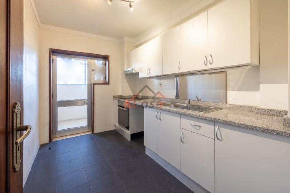 2 Schlafzimmer Wohnung in Porto, Portugal, Nr. 5989