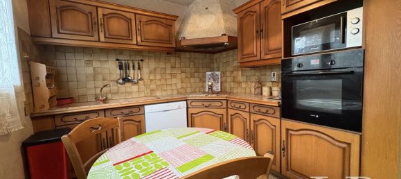 4 bedrooms House in Soissons, France No. 51736 2