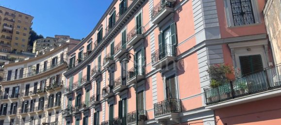 3غرفة شقة في Naples, Italy رقم 331969 2