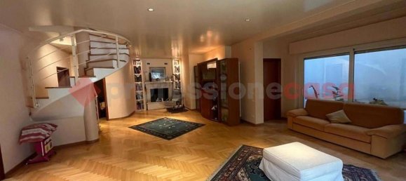 5 rooms Villa in Bari, Italy No. 59435 25