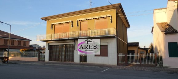 7 rooms House in Merlara, Italy No. 67509 32