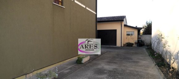 7 rooms House in Merlara, Italy No. 67509 23