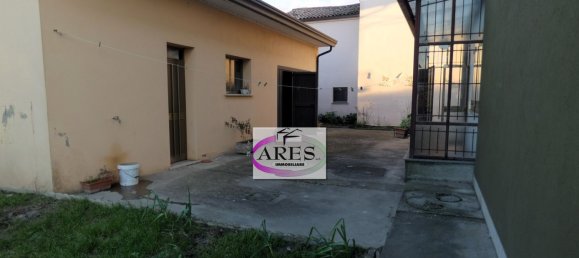 7 rooms House in Merlara, Italy No. 67509 25