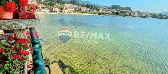 Adosado de 3 dormitorios en Poio, Spain No. 189998 20