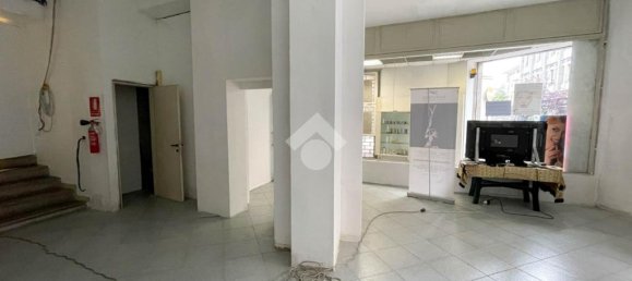 Propiedad comercial de 2 habitaciónes en Olginate, Italy No. 105062 15