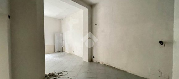 Propiedad comercial de 2 habitaciónes en Olginate, Italy No. 105062 10