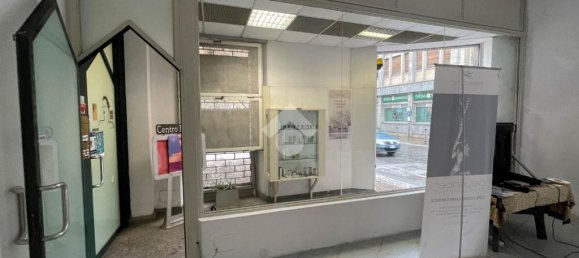 Propiedad comercial de 2 habitaciónes en Olginate, Italy No. 105062 14