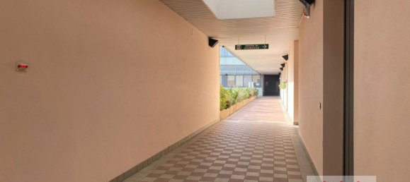 238m² Warehouse in Vicenza, Italy No. 321167 14