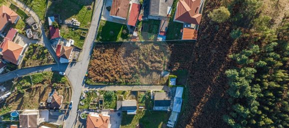 1000m² Land in Felgueiras, Portugal No. 45618 8