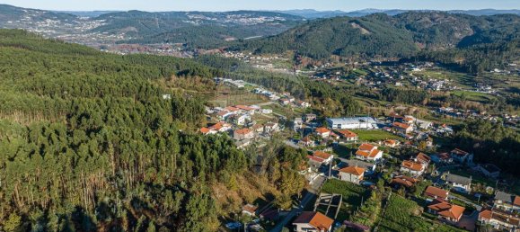 1000m² Land in Felgueiras, Portugal No. 45618 5