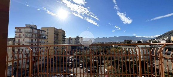 Квартира с 3 спальнями в Палермо, Италия № 191359 9