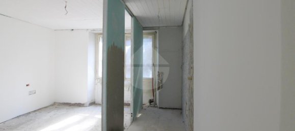 Apartamento de 5 divisões em Sassari, Italy N.º 373697 6