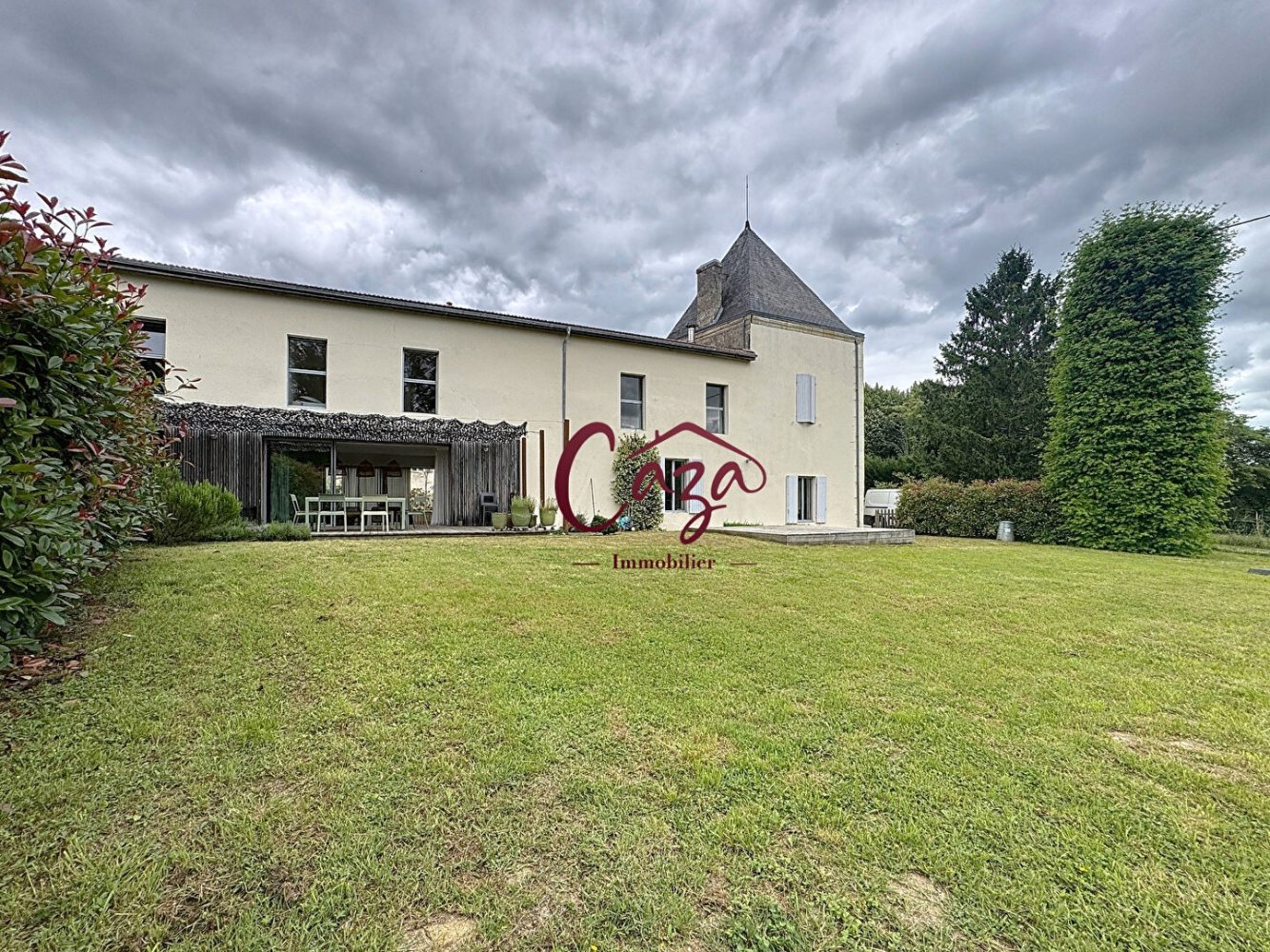 5 bedrooms Villa in Fargues-Saint-Hilaire, France No. 292165