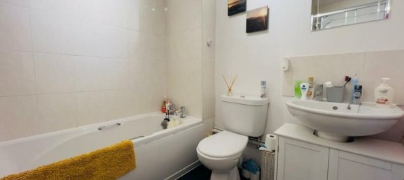 2 bedrooms Apartment in Beckenham, United Kingdom No. 859 7