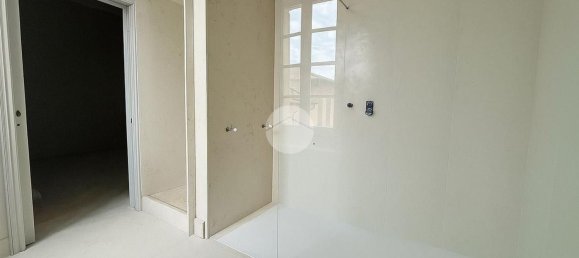 4-Zimmer Wohnung in Brescia, Italy, Nr. 161004 34