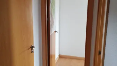 1 bedroom Apartment in Zaragoza, Spain No. 245531