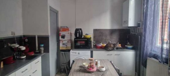 3 bedrooms House in Denain, France No. 192433 3