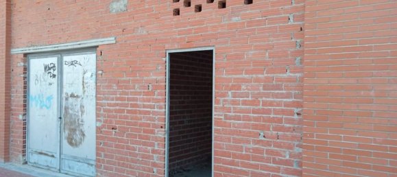 48m² Commercial property in Burgos, Spain No. 75625 6