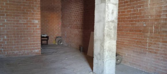 48m² Commercial property in Burgos, Spain No. 75625 12