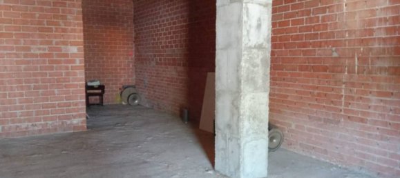 48m² Commercial property in Burgos, Spain No. 75625 3