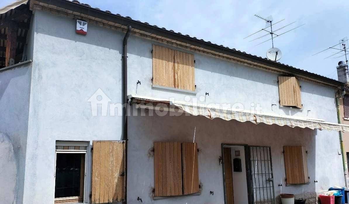 4 bedrooms Villa in Colli al Metauro, Italy No. 313549