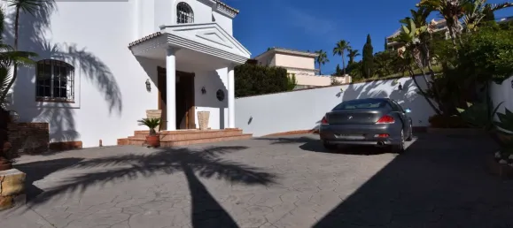 5 bedrooms Villa in Mijas, Spain No. 82731 8