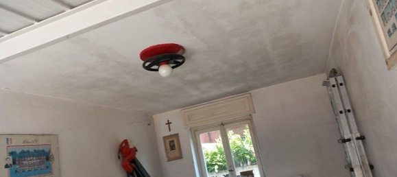 3 rooms House in Seregno, Italy No. 134707 2