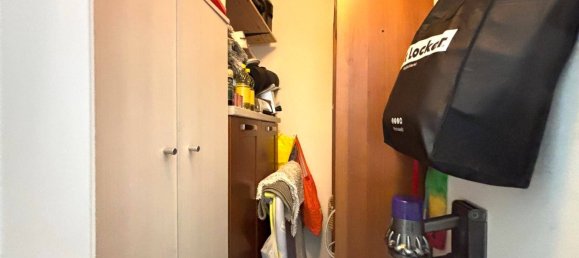 2 Schlafzimmer Wohnung in Malnate, Italy, Nr. 268550 21